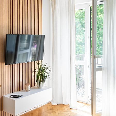 Rentplanet - Apartamenty Przy Palacu Kultury I Nauki Varşova Dış mekan fotoğraf