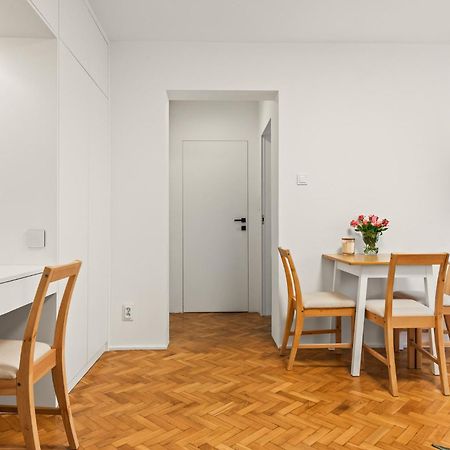 Rentplanet - Apartamenty Przy Palacu Kultury I Nauki Varşova Dış mekan fotoğraf